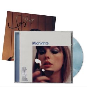 Taylor Swift Midnights CD signed moonstone blue edition